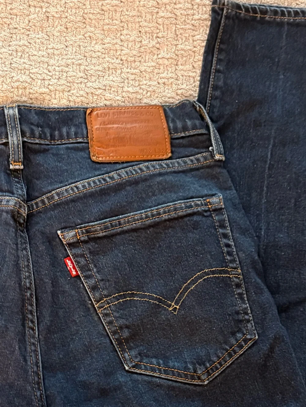 Levi's Men's Straight Leg Jeans in Dark Blue